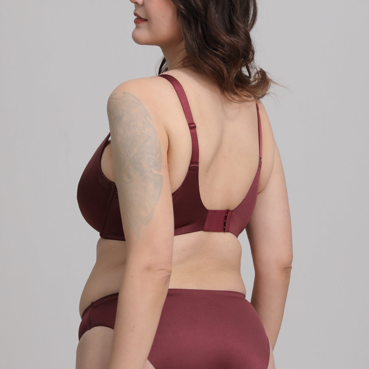 PINQLIME Ruby Plus Size Smooth Shaping Fuller Bust Underwire Bra